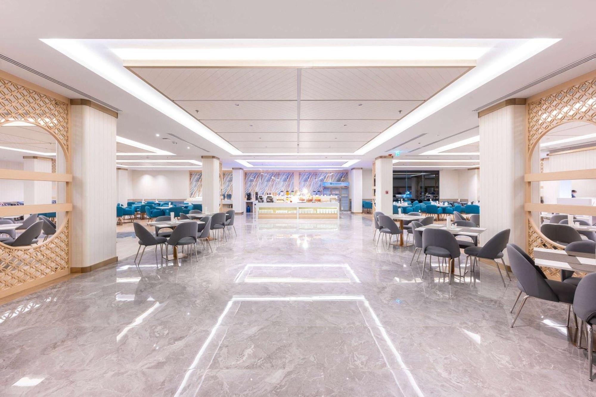 Wyndham Jomtien Pattaya Hotel Na Chom Thian Eksteriør billede