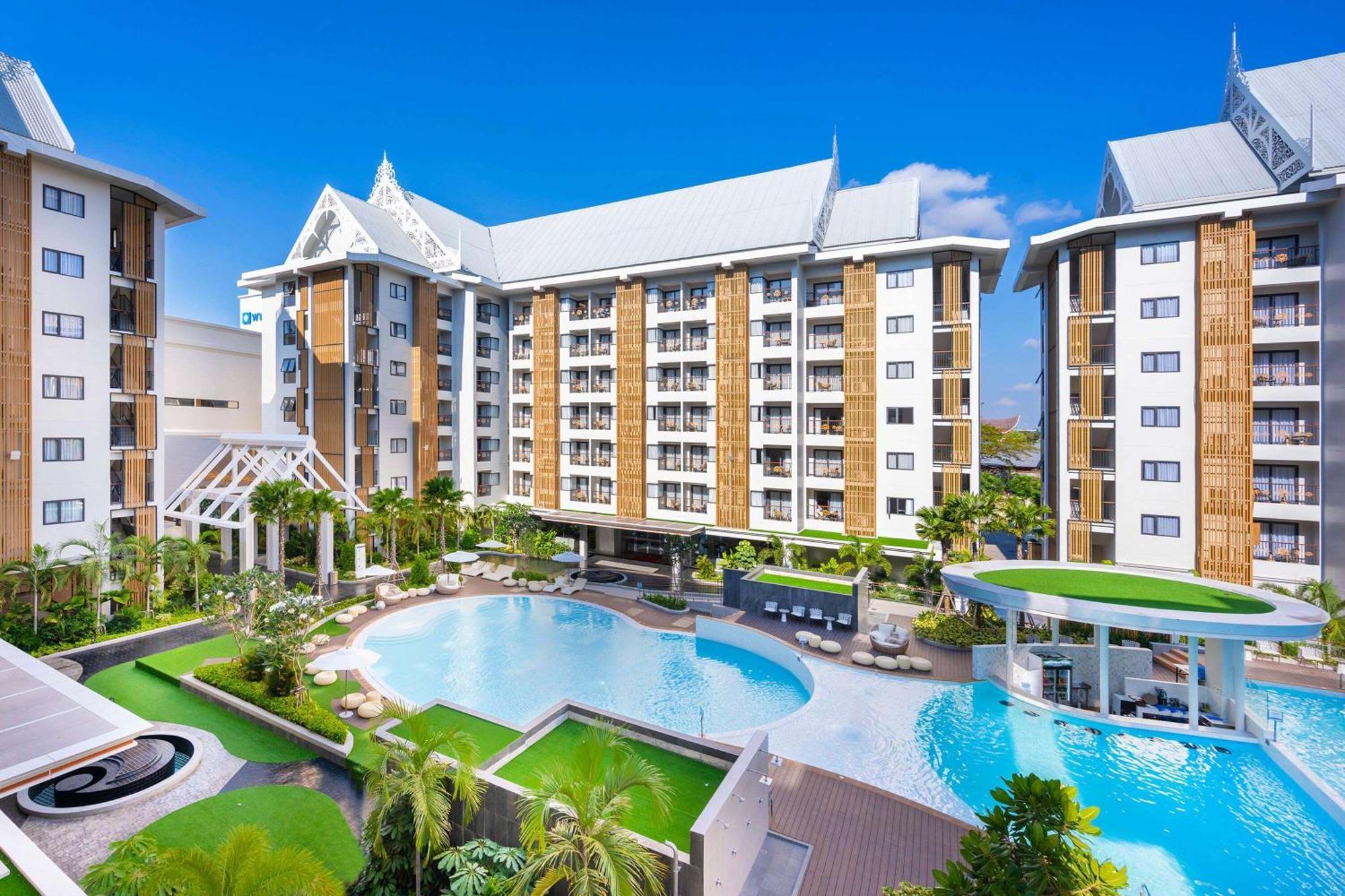 Wyndham Jomtien Pattaya Hotel Na Chom Thian Eksteriør billede