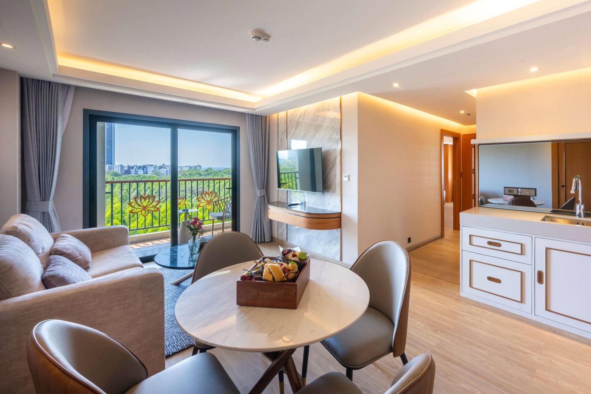 Wyndham Jomtien Pattaya Hotel Na Chom Thian Eksteriør billede