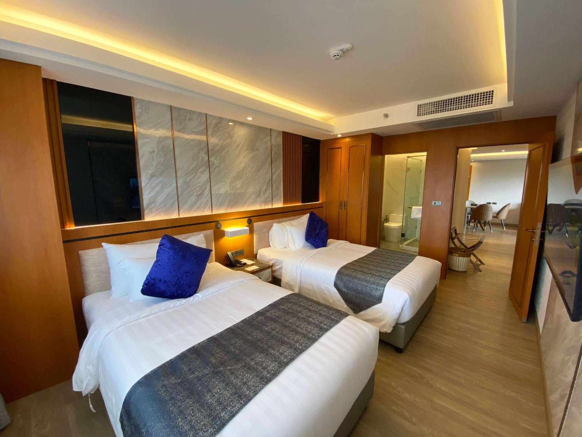 Wyndham Jomtien Pattaya Hotel Na Chom Thian Eksteriør billede
