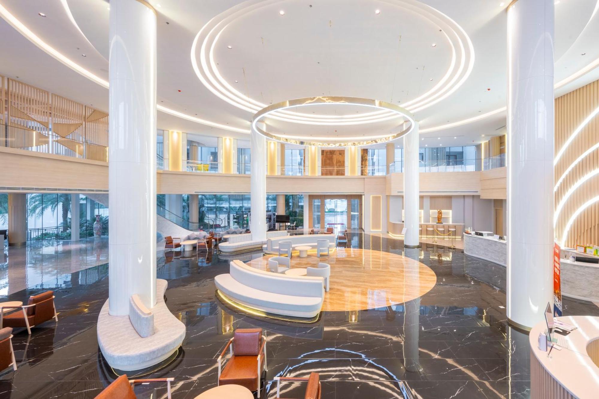 Wyndham Jomtien Pattaya Hotel Na Chom Thian Eksteriør billede